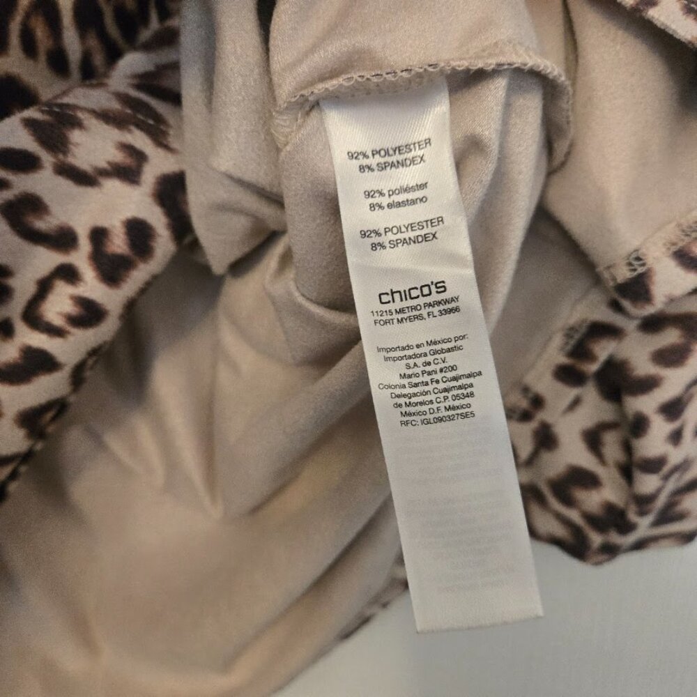 Chico's animal print 3/4 tunic top NWOT Size 2/L - Picture 4 of 5